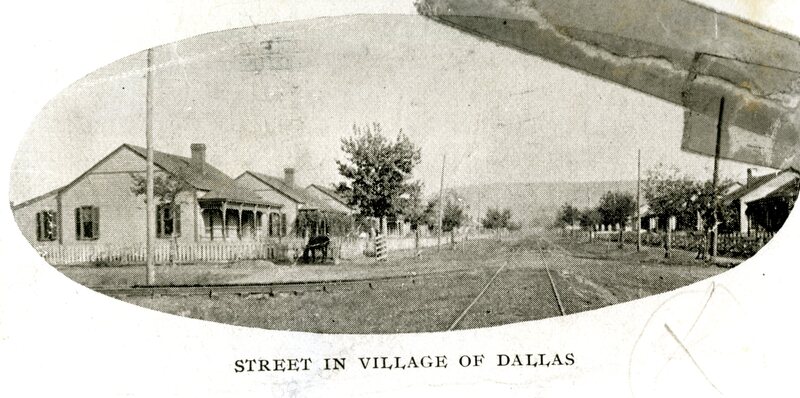 Mills-Dallas-Village_street.jpg